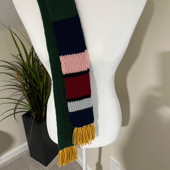 Knit Nutcracker Scarf - Picture 5 of 9